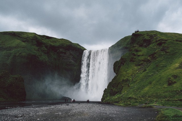 Mysterious & raw natural landscapes of Iceland By Tin Nguyen (16)