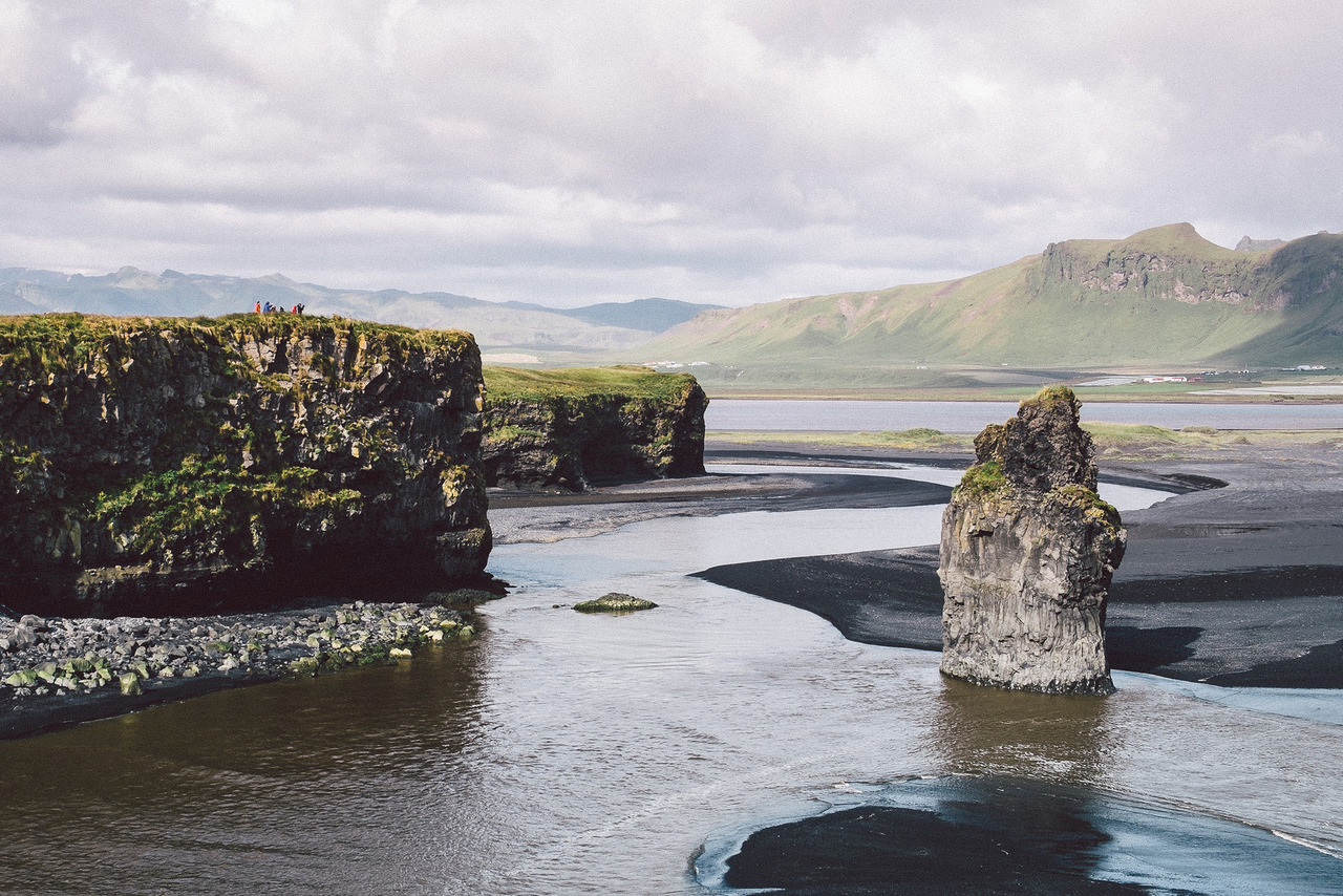 Mysterious & raw natural landscapes of Iceland By Tin Nguyen (29)