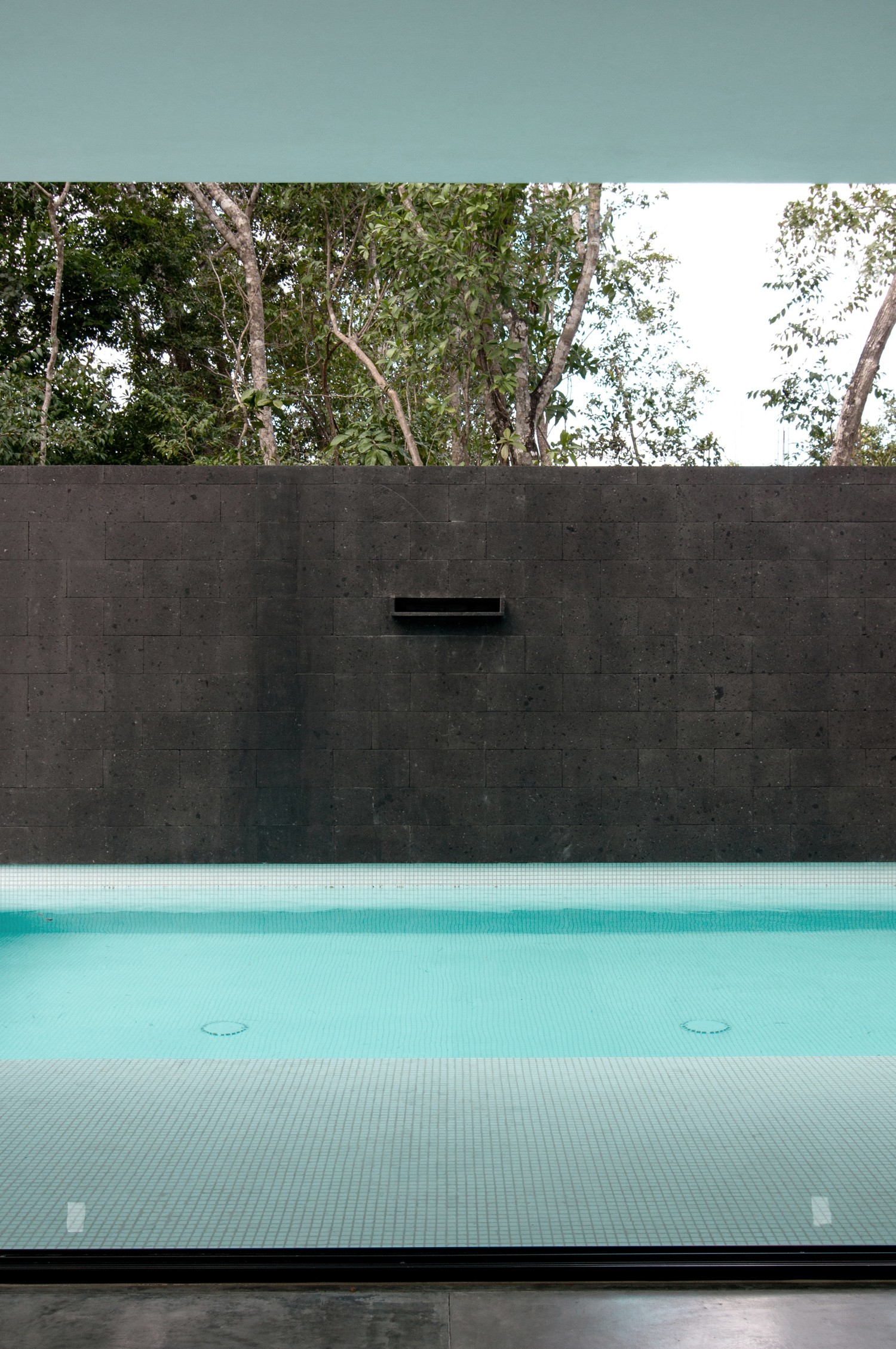 Casa Garcias in Mexico by Warm Architects