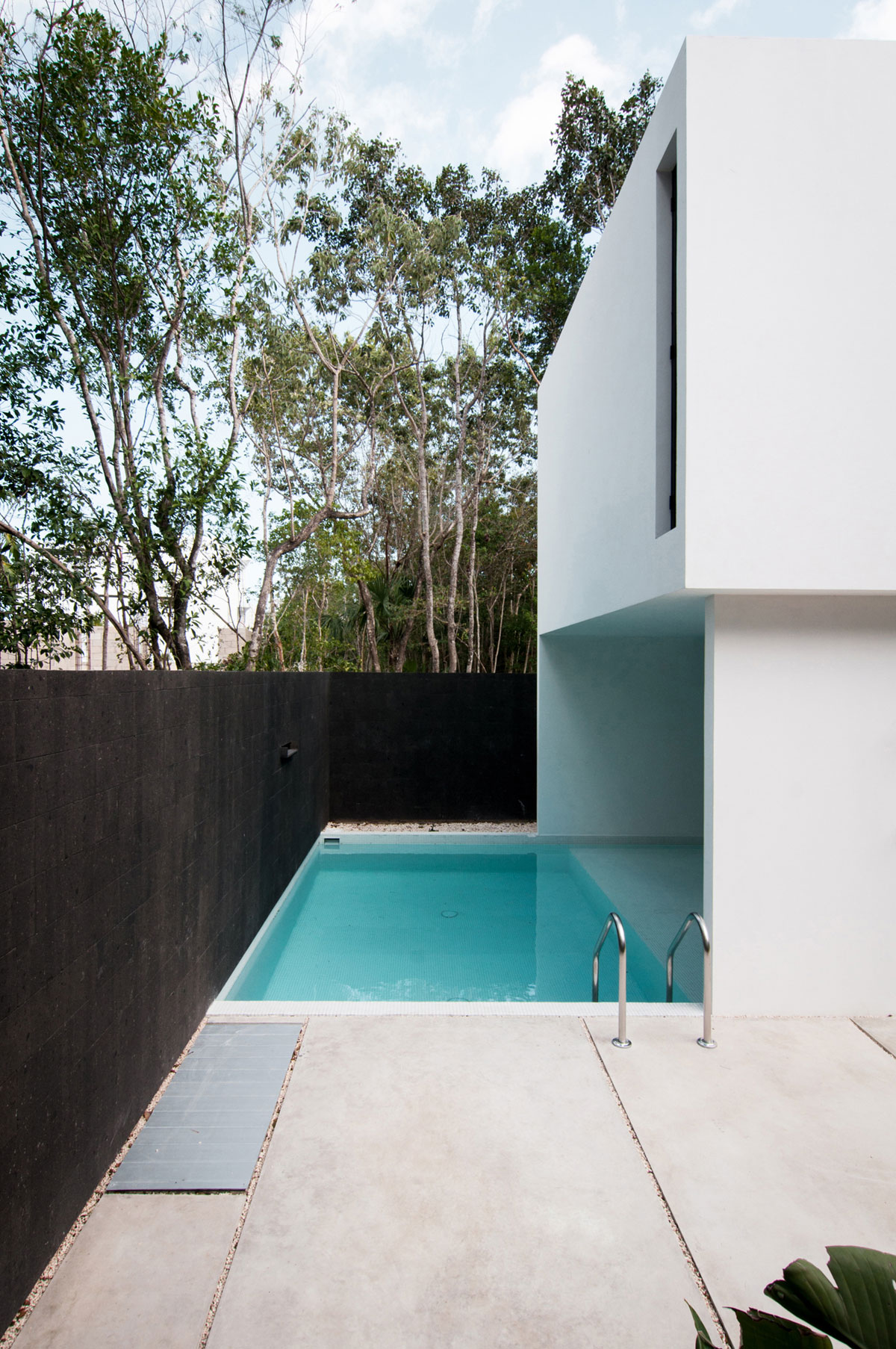Casa Garcias in Mexico by Warm Architects