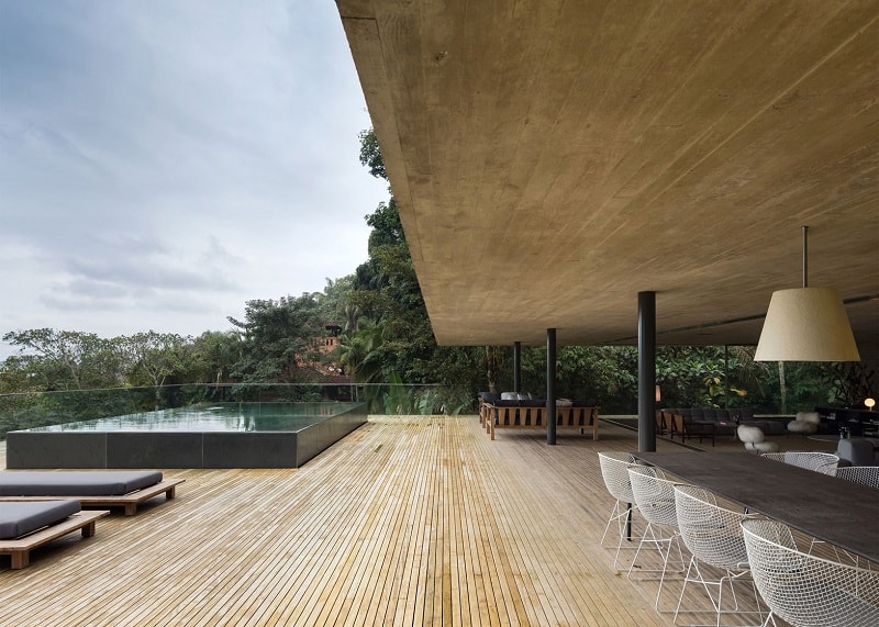 Architects: Marcio Kogan, Samanta Cafardo. Interior Design: Diana Radomysler. Location: Sao Paulo, Brazil. Photographer: Fernando Guerra