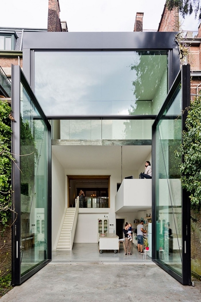 Giant Glass Doors Designed for Antwerp Townhouse