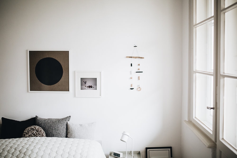 Minimalist Bedroom Interior.  Photographer: Jules Villbrandt 