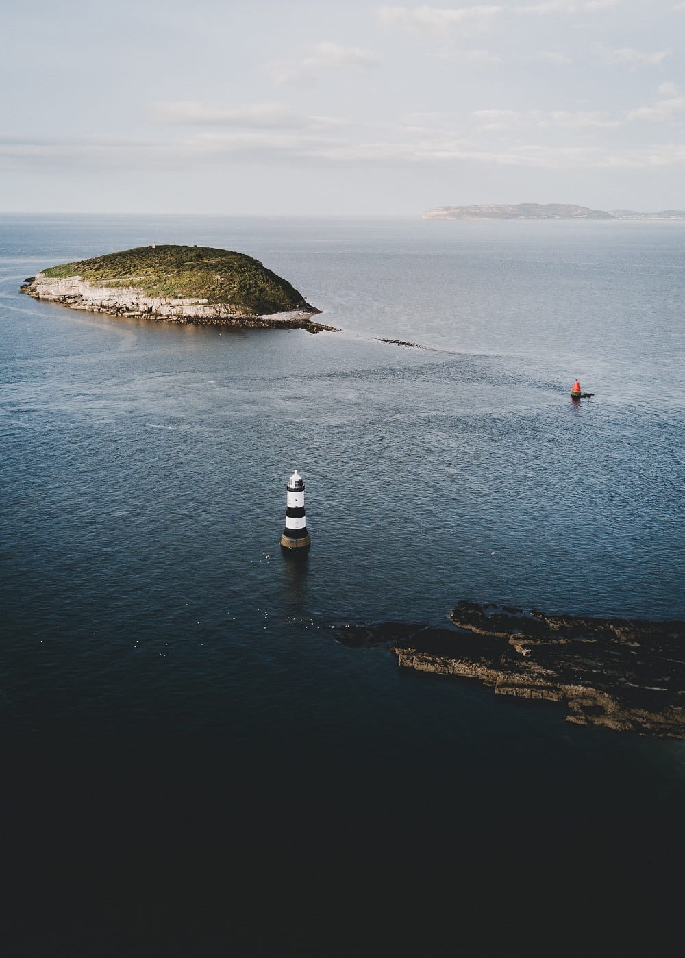 Photographer Hollie Harmsworth - Trwyn Du Lighthouse, Penmon, North Wales, United Kingdom