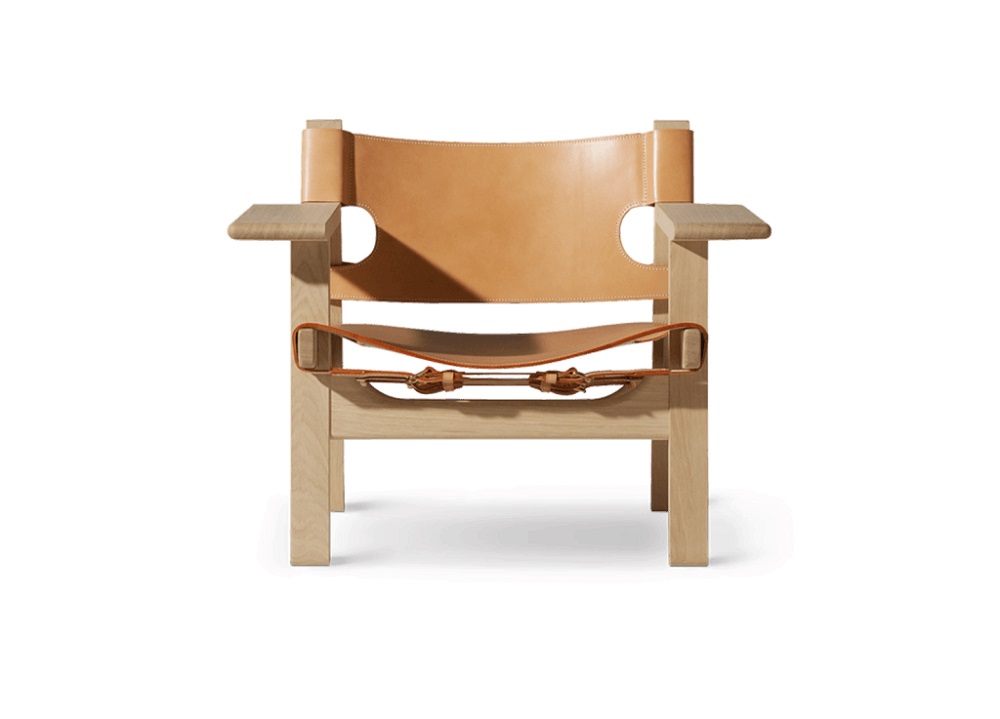 The Spanish Chair for Fredericia. Materials: Solid oak, Saddle leather. Made in Denmark