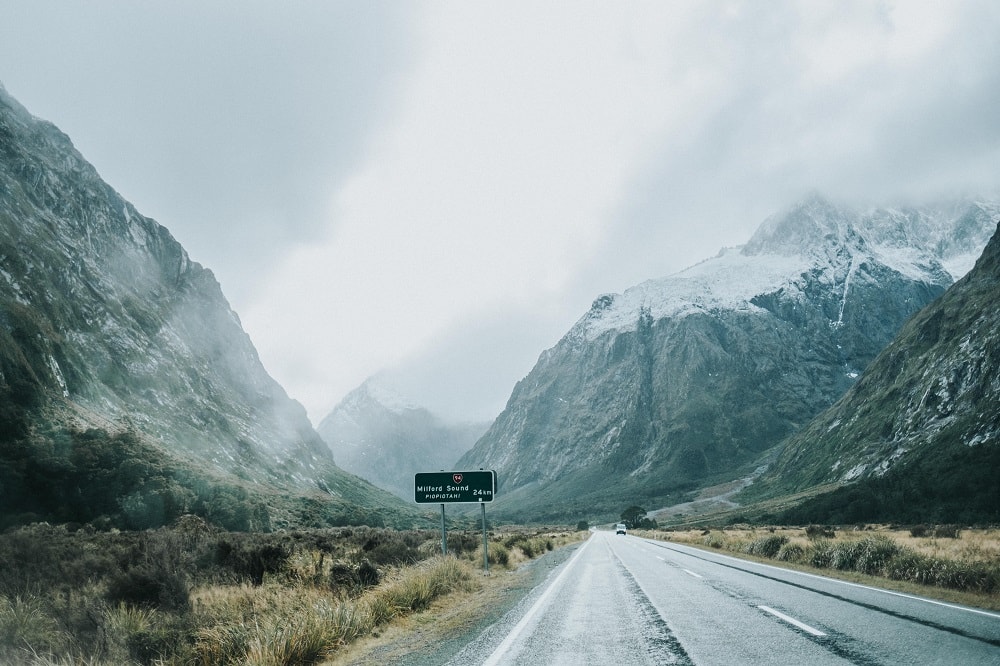 Milford Sound Highway, Fiordland National Park, New Zealand - Photographer Chaz McGregor