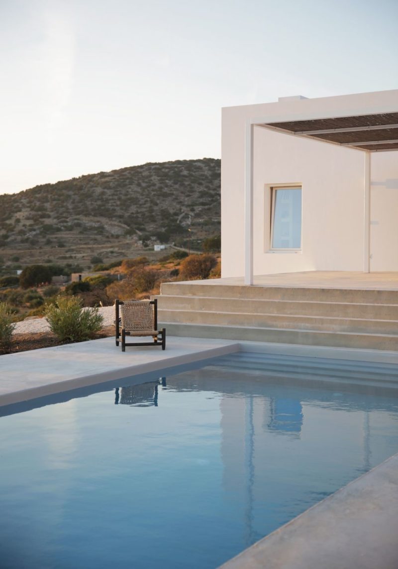 Cycladic Villa Maison Kamari in Paros by React Architects