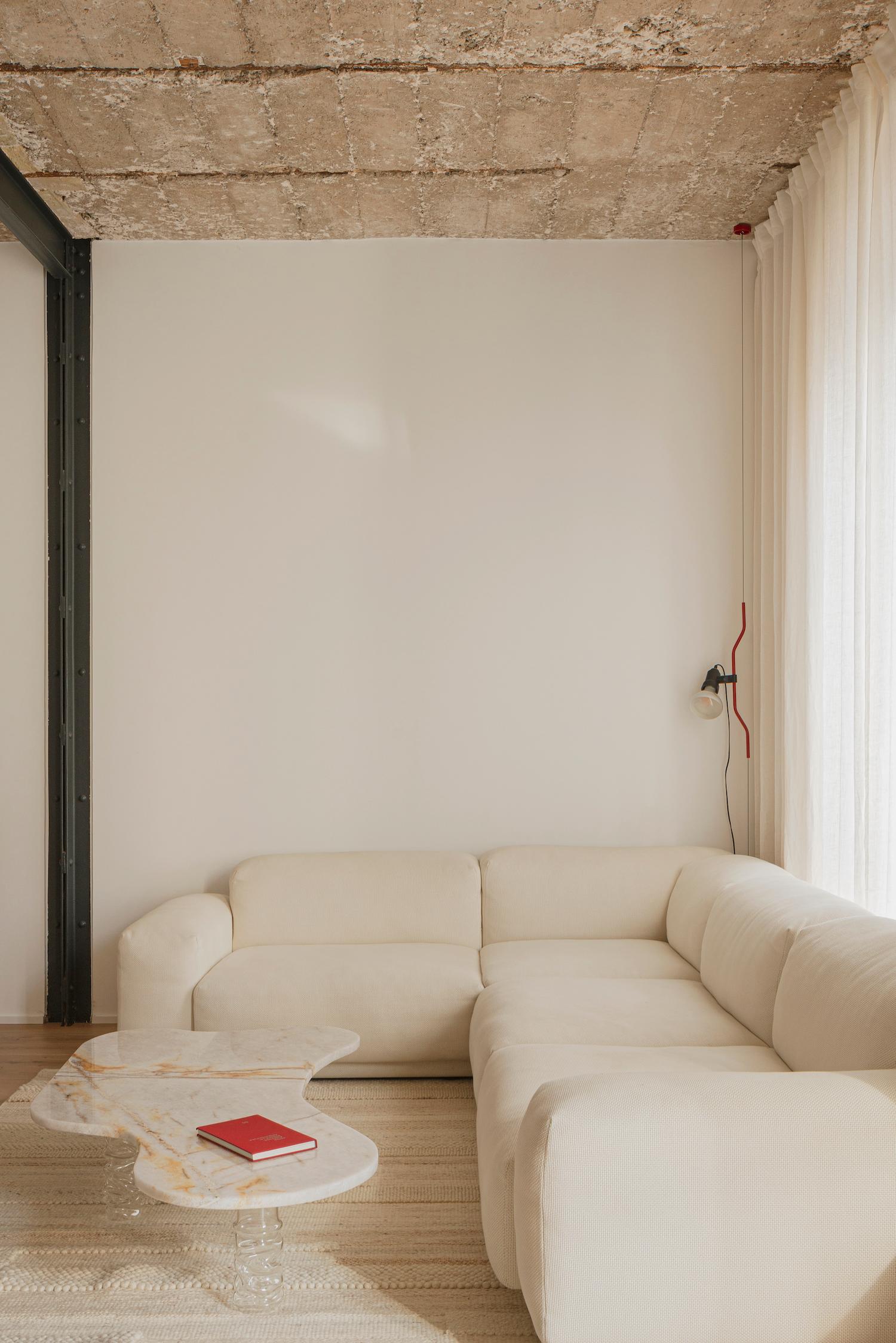 1950s Apartment in Valencia renovated by Xarquitectos