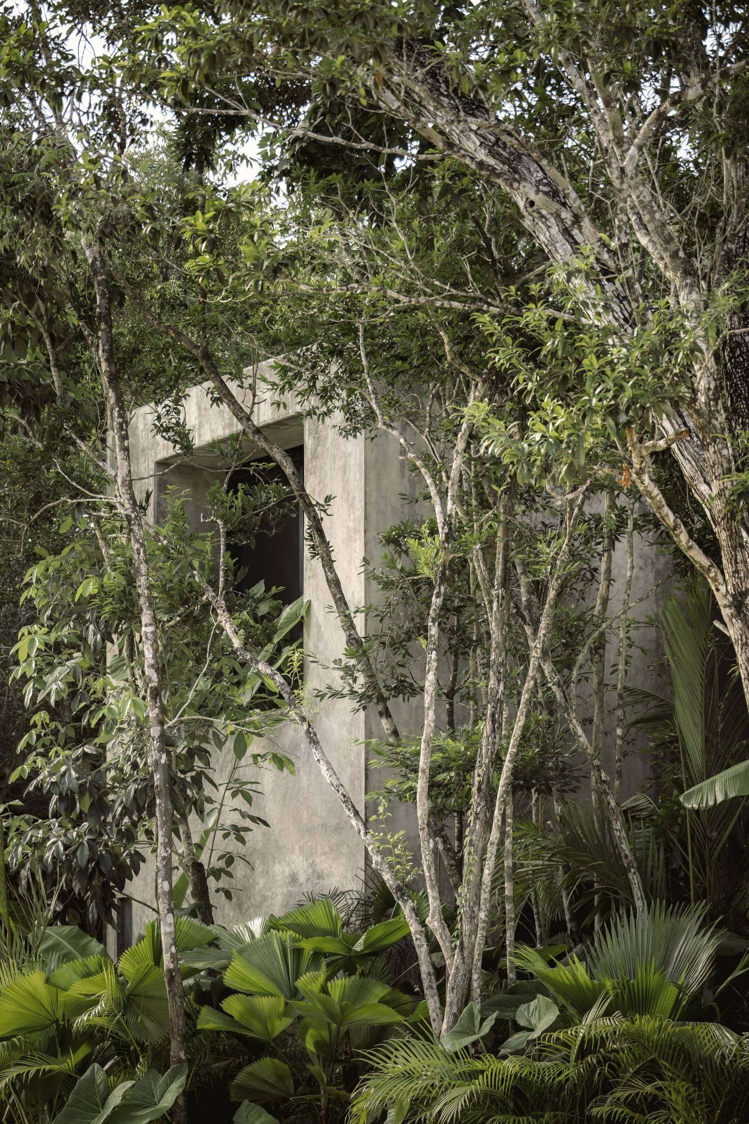 Brutalist Villa in Tulum by CO-LAB Design Office