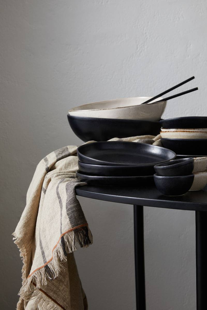 H&M Home Charcoal gray Large Stoneware Plate
