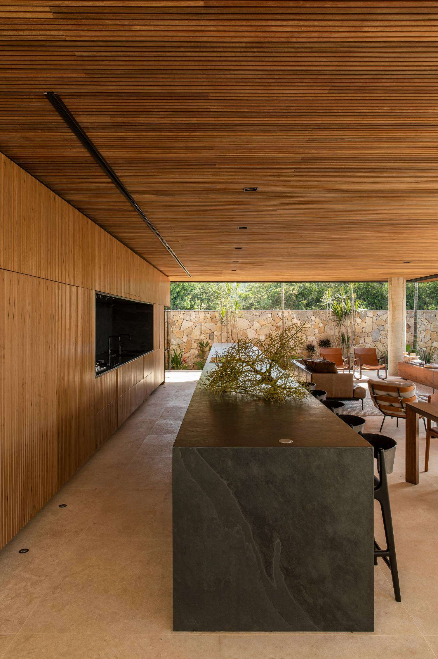 Concrete and Timber Summer House in Sao Paulo by mf+arquitetos ...